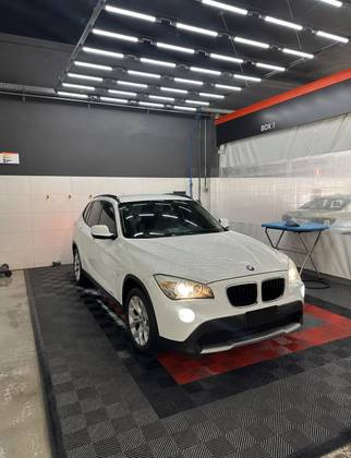 BMW X1 2.0 16V GASOLINA SDRIVE18I 4P AUTOMÁTICO BMW X1 2.0 16V GASOLINA SDRIVE18I 4P AUTOMÁTICO